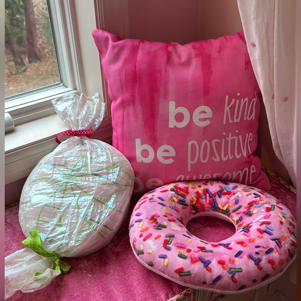 Doughnut Sprinklers pillow pink decorative nursery girl’s room bedroom playroom - Picture 4 of 4